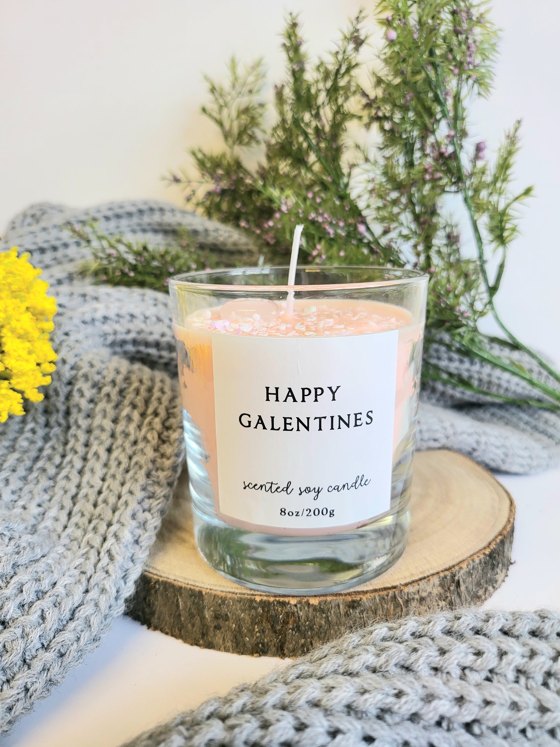 Happy galentines candle.